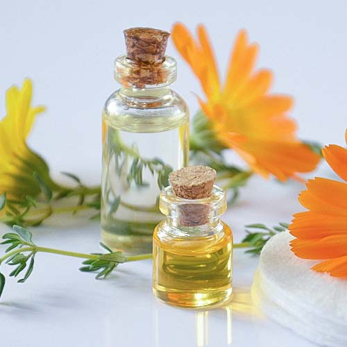 aromathérapie pot de crème composés aromatiques extraits de plantespharmacie Malki